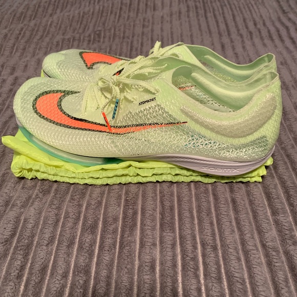 Size 13 - Nike Air Zoom Victory Fast Pack 2022 - Picture 2 of 8